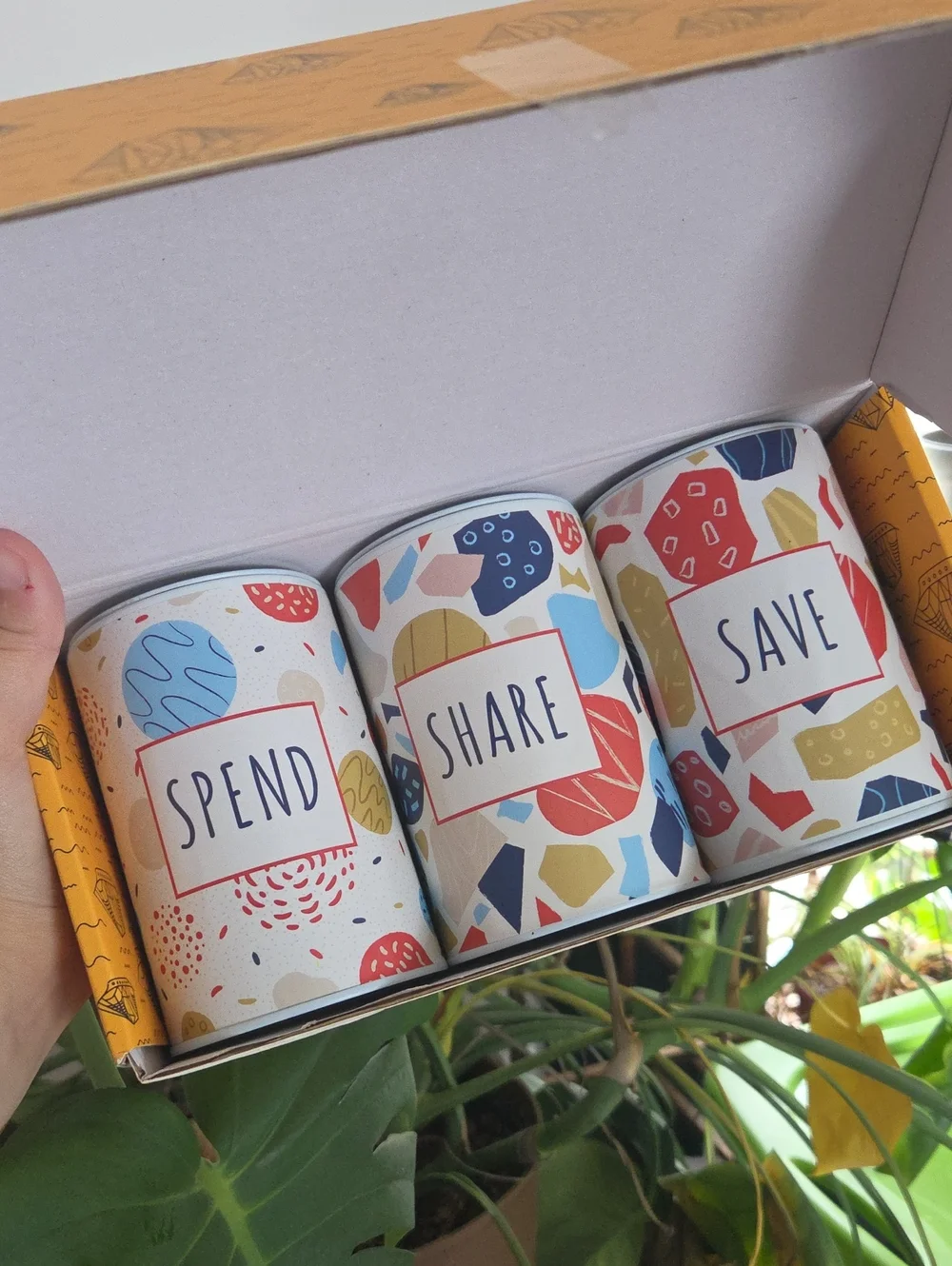 Spend Share Save Tin Can Set - Multicolor